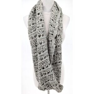 Y2K American Eagle Gray Silver Metallic Infinity Scarf Open Weave Knit Cozy Boho